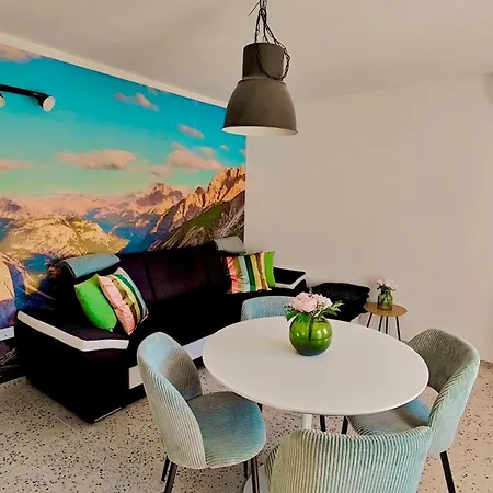 Soca Apartment *