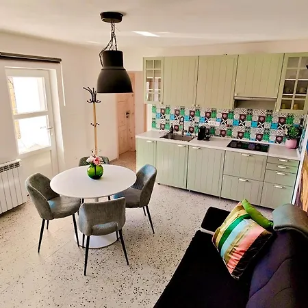 Apartment Soca *